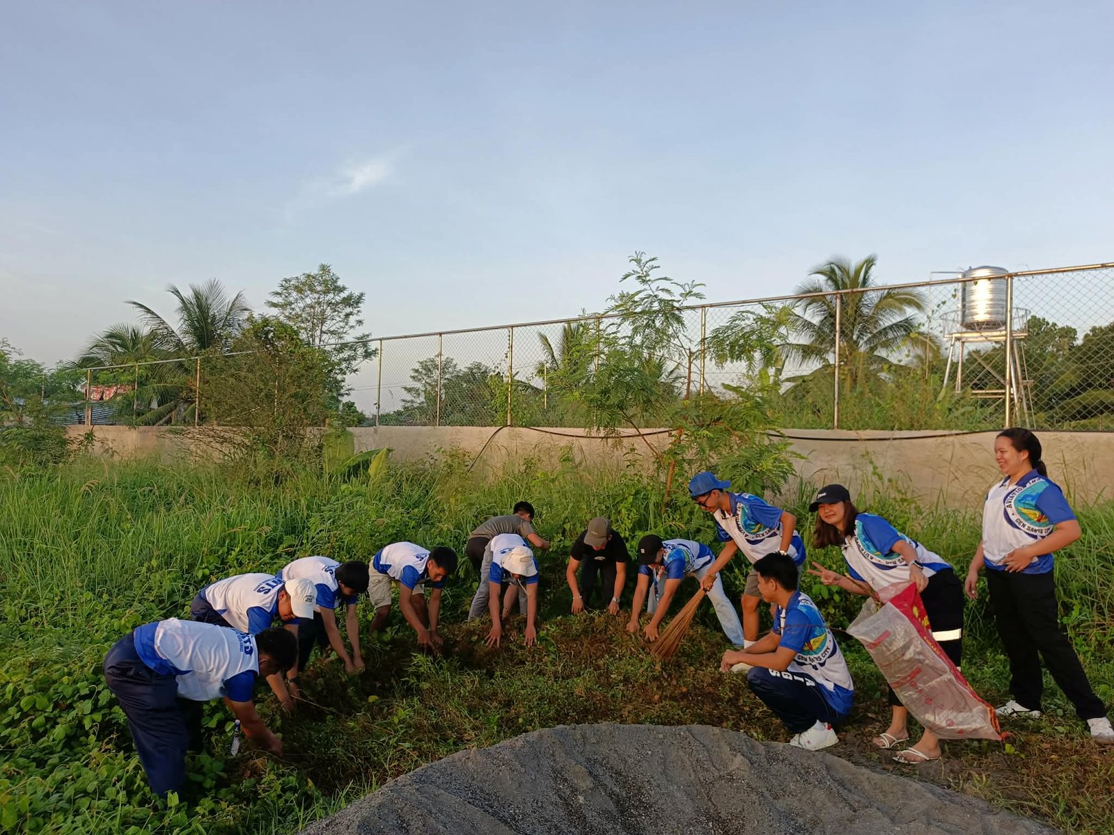 555928101_1274409201151810_5482890355492920682_n